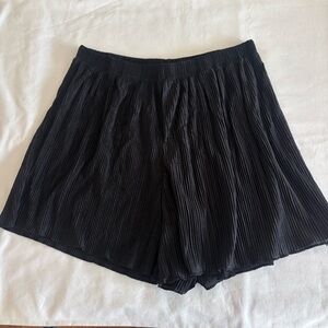 Open Edit Black Pleated Flowy Shorts XS